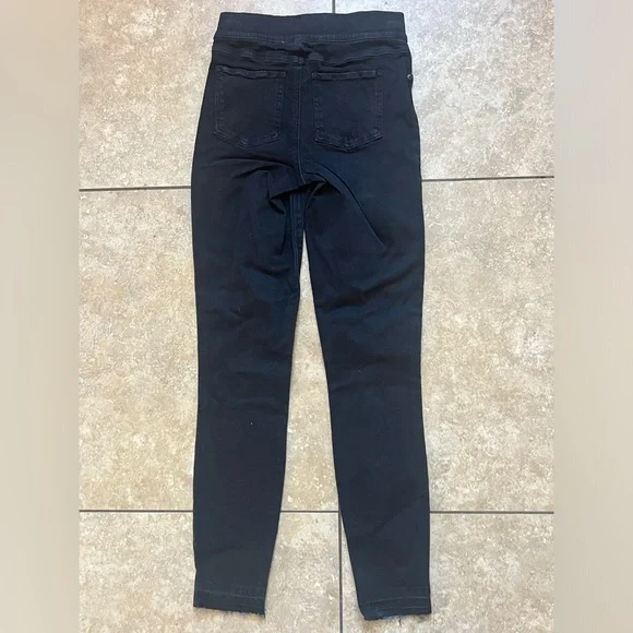 NWT Spanx Distressed Ankle Skinny Jeans, Vintage Black XS - Picture 10 of 10